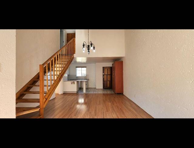 2 BEDROOM TOWNHOUSE FOR SALE IN BASSONIA